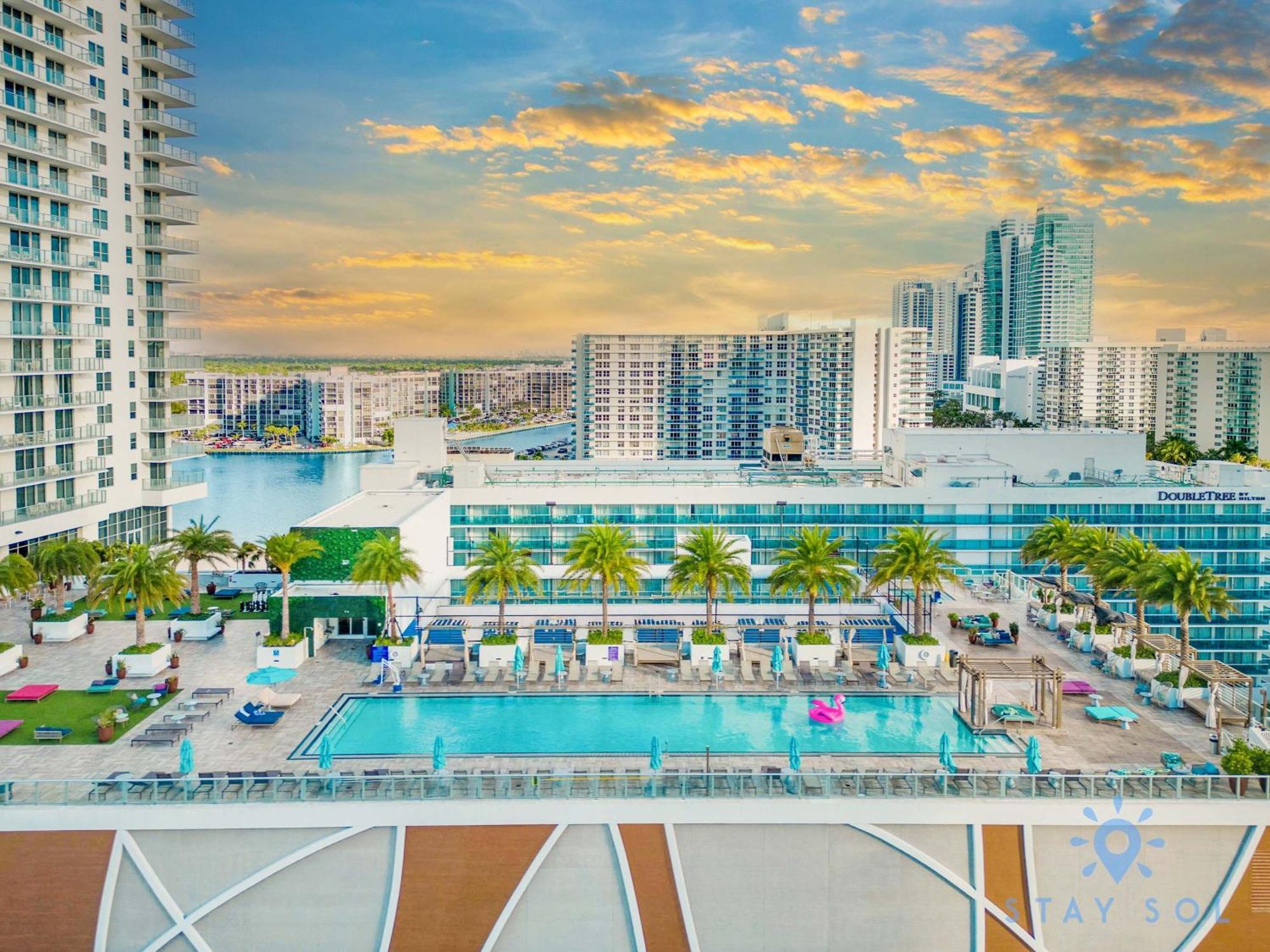 할리우드 Coastal Relaxation - Parking Included - Amazing Pools 아파트 외부 사진